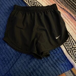 Nike Black Athletic Shorts Lightweight Elastic Waist